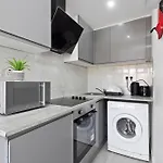 South Harrow Apartment