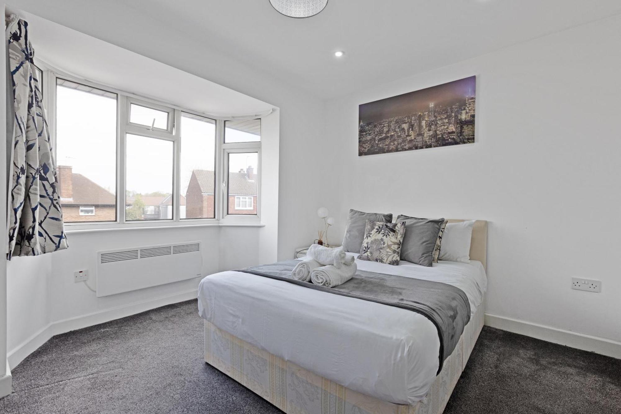 South Harrow Apartament